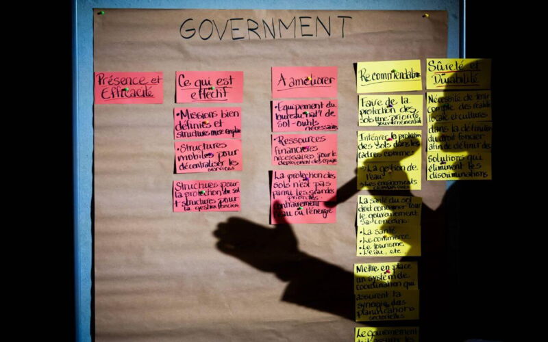 Lösungen für bessere Böden finden in mini workshops ©Photothek