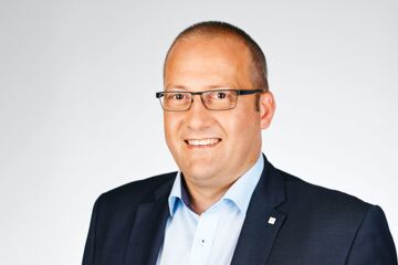 Dr. Andreas Quiring
